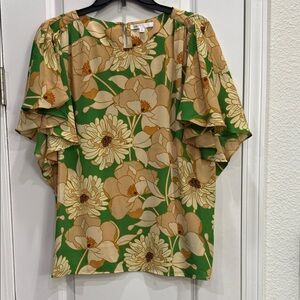 DR2 Green and Tan Floral Blouse